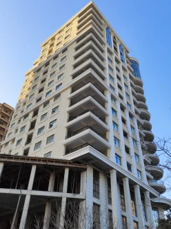 Satılır yeni tikili 2 otaqlı 74 m², 28 May m.-6