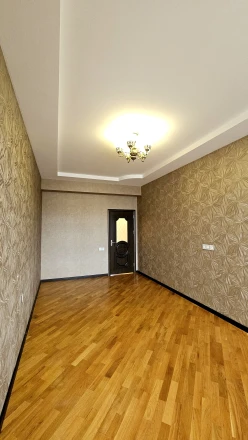 Satılır yeni tikili 3 otaqlı 130 m², İnşaatçılar m.-4 Satılır yeni tikili 3 otaqlı 130 m², İnşaatçılar m.-4