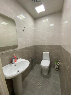 Satılır yeni tikili 4 otaqlı 110 m²,  Qara Qarayev m.-11
