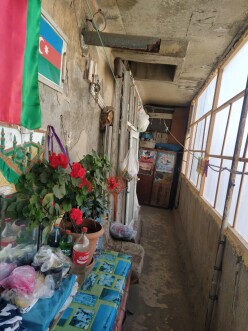 Satılır köhnə tikili 2 otaqlı 60 m²,  Əhmədli m.-12