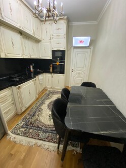 Satılır yeni tikili 4 otaqlı 110 m²,  Qara Qarayev m.-6