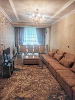 Satılır yeni tikili 4 otaqlı 125 m²,  Həzi Aslanov m.-3