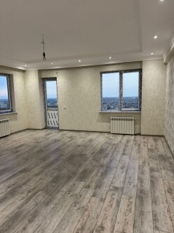Satılır yeni tikili 3 otaqlı 120 m²,  8-ci kilometr-7