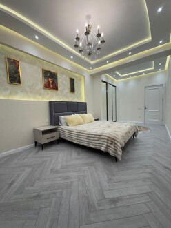 Satılır yeni tikili 3 otaqlı 125 m²,  28 May m.-8