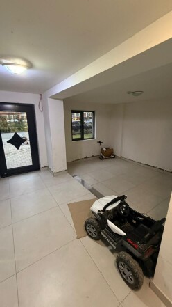 Satılır yeni tikili 3 otaqlı 85 m²,  İnşaatçılar m.-15