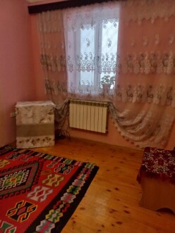 İcarə köhnə tikili 2 otaqlı 60 m²,  İnşaatçılar m.