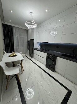 Satılır yeni tikili 2 otaqlı 84 m², Masazır-7 Satılır yeni tikili 2 otaqlı 84 m², Masazır-7