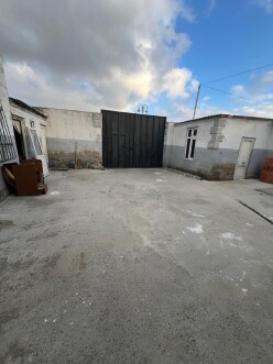Satılır obyekt 450 m², Binəqədi Satılır obyekt 450 m², Binəqədi
