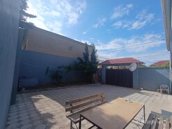 Satılır ev/villa 4 otaqlı 145 m²,  Qaraçuxur-8