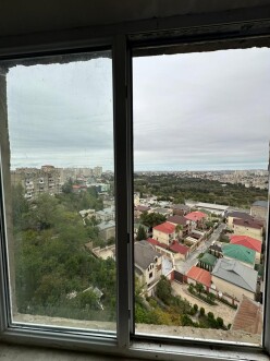 Satılır köhnə tikili 4 otaqlı 110 m²,  Xalqlar Dostluğu m.-14