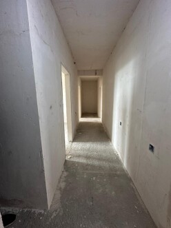 Satılır köhnə tikili 4 otaqlı 110 m²,  Xalqlar Dostluğu m.-8