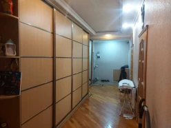 Satılır yeni tikili 3 otaqlı 110 m², İnşaatçılar m.-26