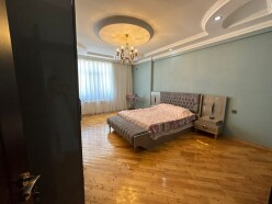 İcarə yeni tikili 3 otaqlı 166 m²,  İnşaatçılar m.-5