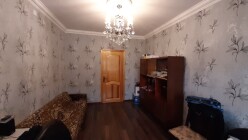 Satılır köhnə tikili 5 otaqlı 110 m²,  Bakıxanov-7