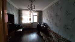 Satılır köhnə tikili 5 otaqlı 110 m²,  Bakıxanov-6