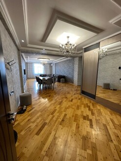 İcarə yeni tikili 3 otaqlı 166 m²,  İnşaatçılar m.-4