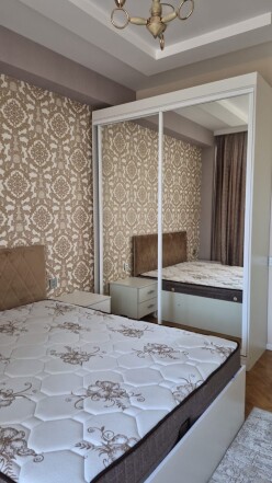 İcarə yeni tikili 2 otaqlı 66 m²,  İnşaatçılar m.-8