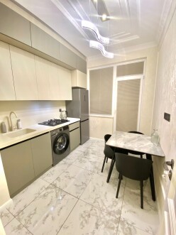 Satılır yeni tikili 2 otaqlı 55 m²,  Yasamal-7