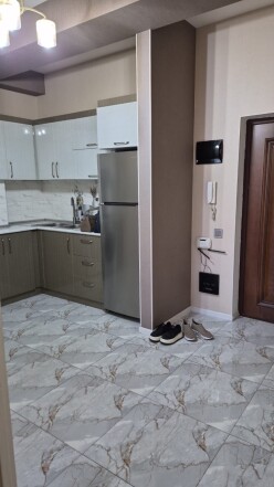 İcarə yeni tikili 2 otaqlı 66 m²,  İnşaatçılar m.-2