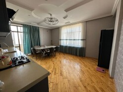 İcarə yeni tikili 3 otaqlı 166 m²,  İnşaatçılar m.-2