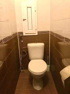 Satılır köhnə tikili 3 otaqlı 80 m², İnşaatçılar m.-2