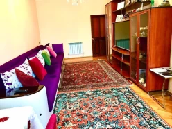 Satılır köhnə tikili 3 otaqlı 80 m², İnşaatçılar m.-3