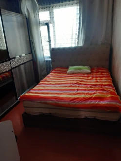 Satılır köhnə tikili 3 otaqlı 80 m², İnşaatçılar m.-4 Satılır köhnə tikili 3 otaqlı 80 m², İnşaatçılar m.-4