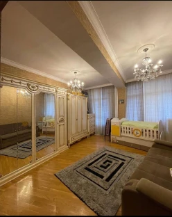 Satılır yeni tikili 3 otaqlı 158 m², Elmlər Akademiyası m.-2