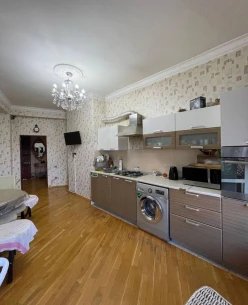 Satılır yeni tikili 3 otaqlı 158 m², Elmlər Akademiyası m.-4