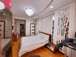 Satılır yeni tikili 4 otaqlı 180 m², Qara Qarayev m.-5