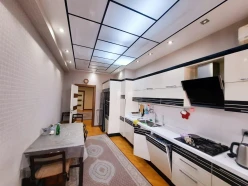 Satılır yeni tikili 4 otaqlı 180 m², Qara Qarayev m.-12