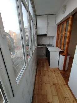 Satılır köhnə tikili 2 otaqlı 60 m², Əhmədli m.-7