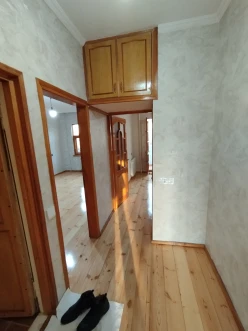 Satılır köhnə tikili 2 otaqlı 60 m², Əhmədli m.-5