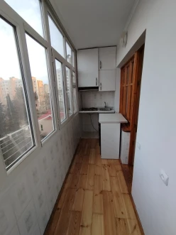 Satılır köhnə tikili 2 otaqlı 60 m², Əhmədli m.-8