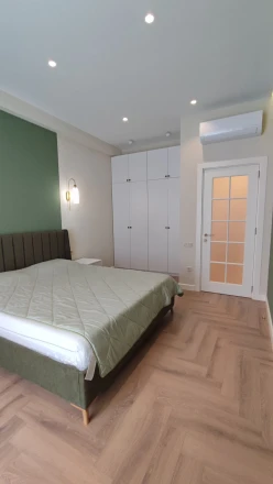 Satılır yeni tikili 2 otaqlı 65 m², Şah İsmayıl Xətai m.-15