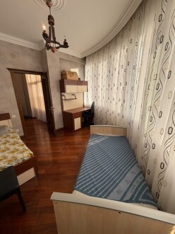 İcarə yeni tikili 3 otaqlı 110 m²,  Elmlər Akademiyası m.-4