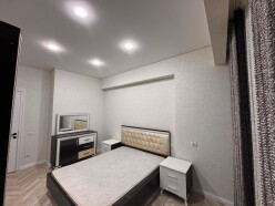 İcarə yeni tikili 3 otaqlı 85 m²,  İnşaatçılar m.-5