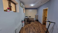İcarə ofis 8 otaqlı 250 m², İçəri Şəhər m.-9