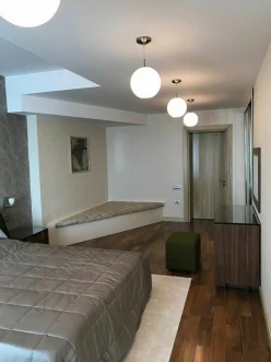 İcarə yeni tikili 4 otaqlı 364 m², Xətai r.-12