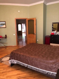 Satılır yeni tikili 3 otaqlı 135 m², Nəriman Nərimanov m.-11 Satılır yeni tikili 3 otaqlı 135 m², Nəriman Nərimanov m.-11