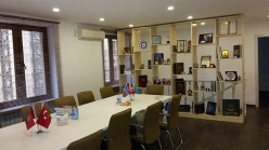 İcarə ofis 8 otaqlı 250 m², İçəri Şəhər m.-5