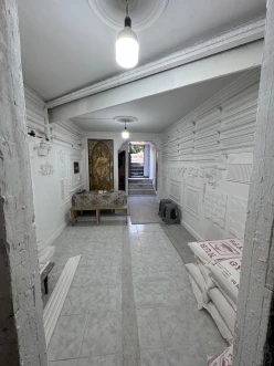 Satılır obyekt 74 m²,  Memar Əcəmi m.-13