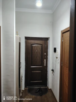 Satılır yeni tikili 1 otaqlı 40 m²,  İnşaatçılar m.-2