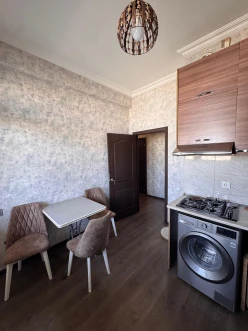 İcarə yeni tikili 2 otaqlı 60 m²,  İnşaatçılar m.-4
