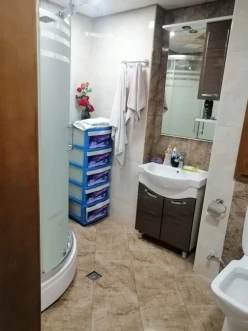 Satılır yeni tikili 2 otaqlı 82 m², Nəriman Nərimanov m.-13