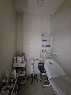 Satılır obyekt 60 m²,  28 May m.-7