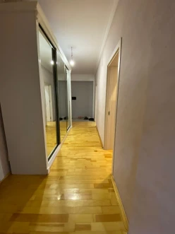 Satılır yeni tikili 4 otaqlı 118 m², İnşaatçılar m.-11