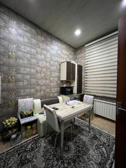 Satılır ev/villa 3 otaqlı 100 m², Azadlıq prospekti m.-6