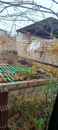 Satılır bağ evi 100 m², Sumqayıt-6 Satılır bağ evi 100 m², Sumqayıt-6