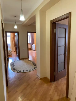 İcarə yeni tikili 3 otaqlı 126 m², Yasamal-22 İcarə yeni tikili 3 otaqlı 126 m², Yasamal-22